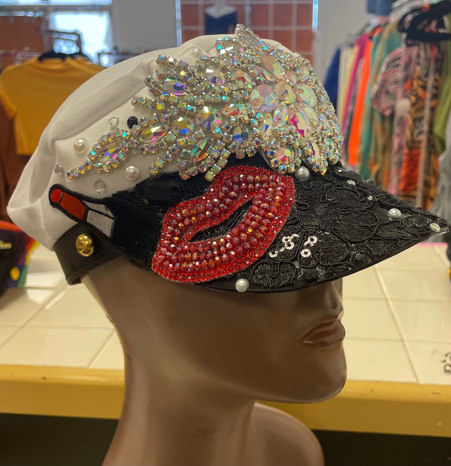 Vixen’s Glam Hat (White)
