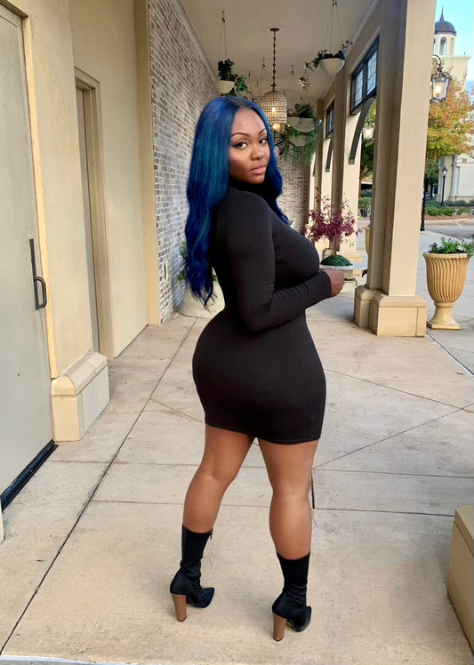 Feeling Me Yet Dress (Black)