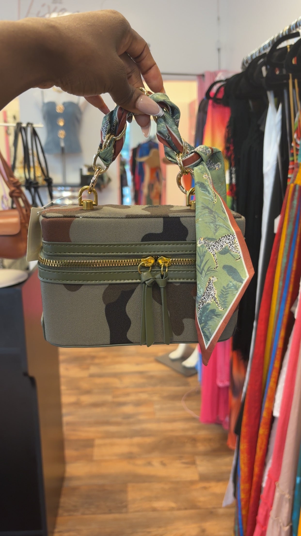 Safari Luxe Vanity Bag