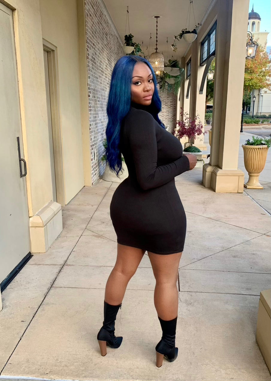 Feeling Me Yet Dress (Black)